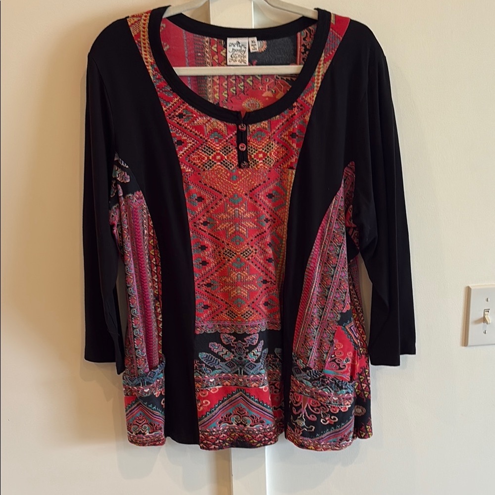 Parsley & Sage Colorful Quirky Top